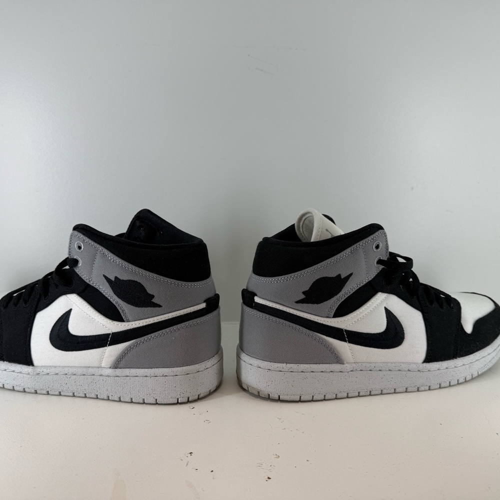 Nike Jordan Hi-tops Black and Gray Sneakers
